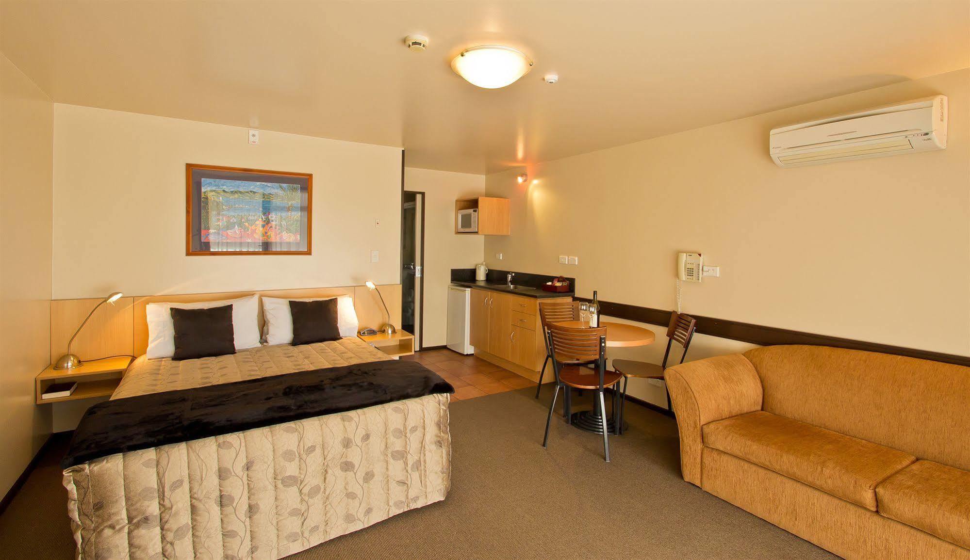 Broadway Motel Picton Ngoại thất bức ảnh
