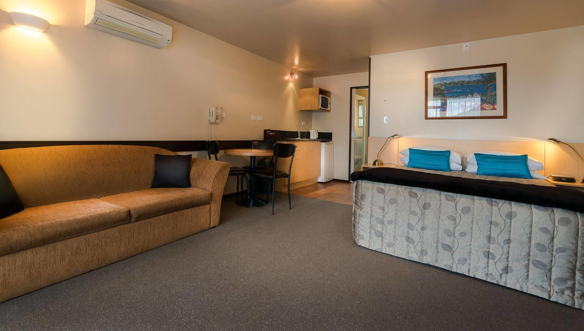 Broadway Motel Picton Ngoại thất bức ảnh